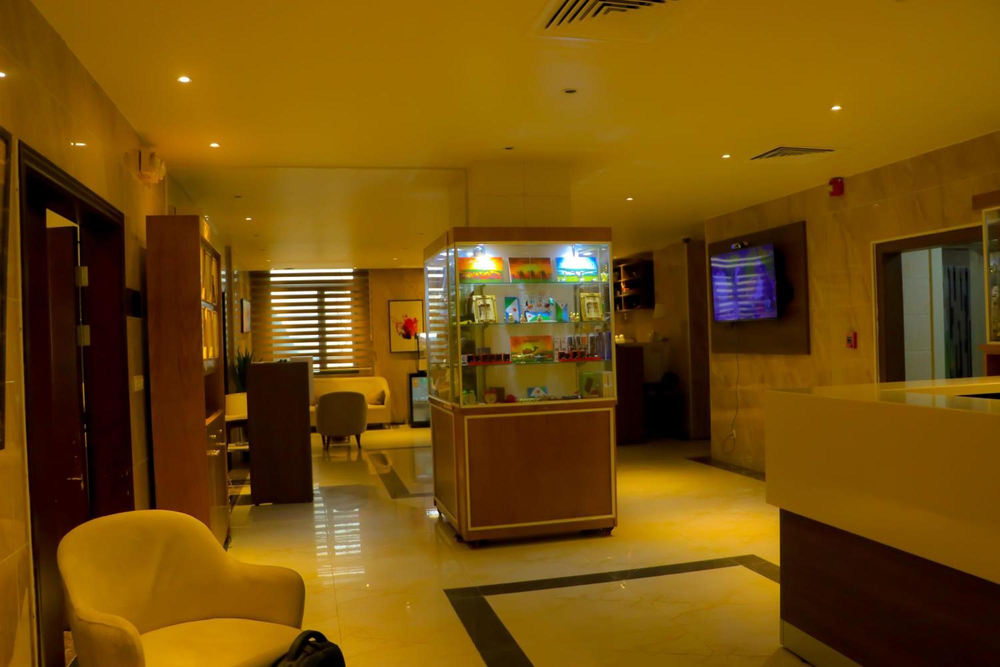 Capital Hotel Djibouti Djibouti City Esterno foto