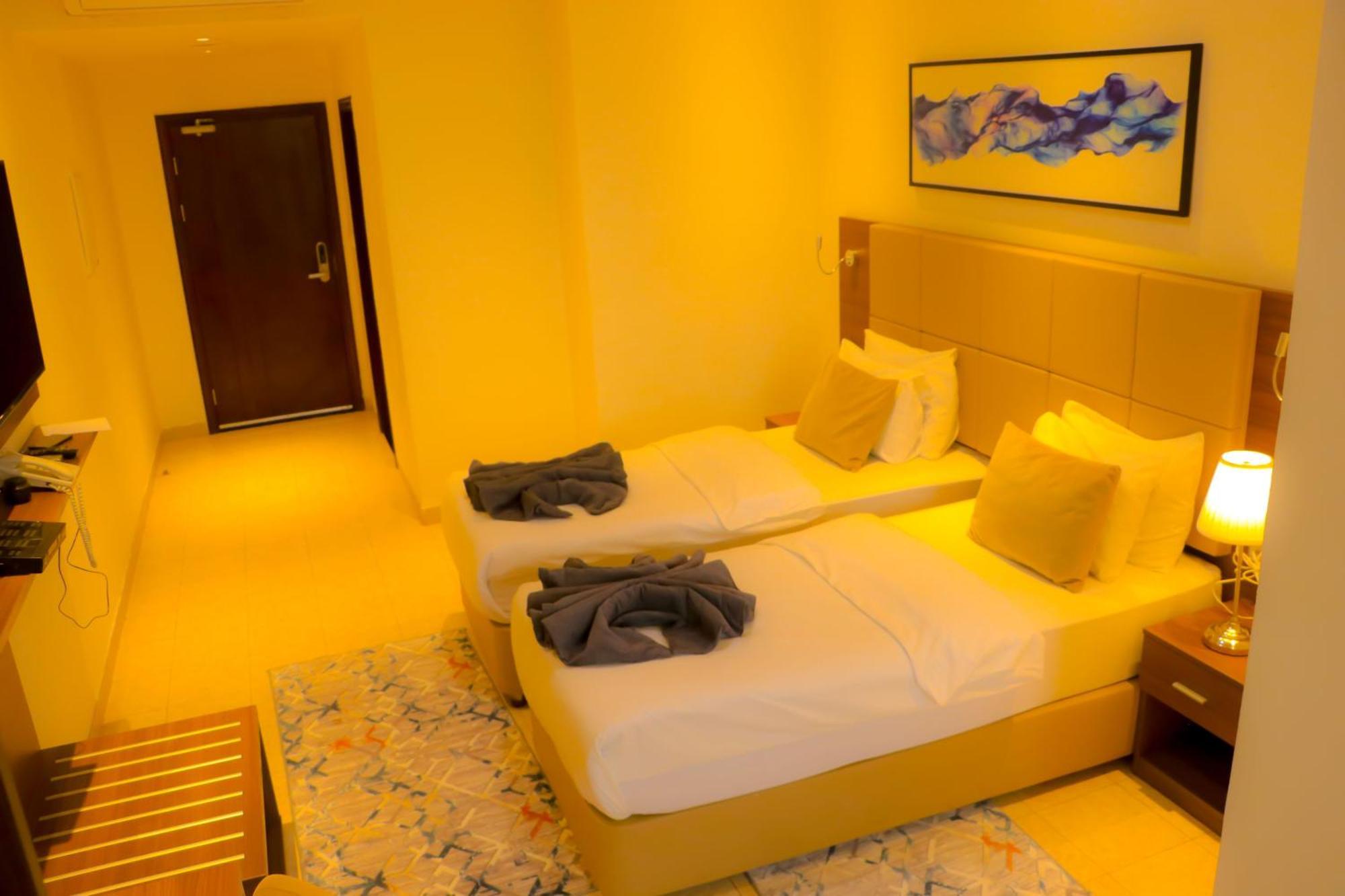 Capital Hotel Djibouti Djibouti City Esterno foto
